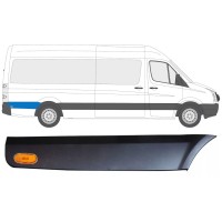 Prydnadslist sidovägg skyddslister med lampa för Volkswagen Crafter 2005-2017 / Höger / Set 13995