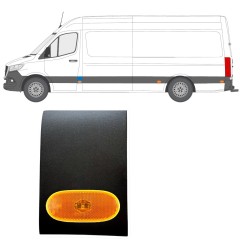 Prydnads Skyddslist stolpe med lampa för Mercedes Sprinter 2018- / Vänster / Set 12963