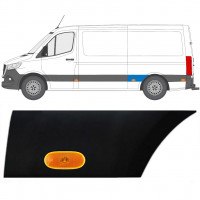 Prydnadslist sidovägg skyddslister med lampa för Mercedes Sprinter 2018- / Vänster / Set 12967
