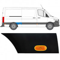 Prydnadslist sidovägg skyddslister med lampa för Mercedes Sprinter 2018- / Höger / Set 12966